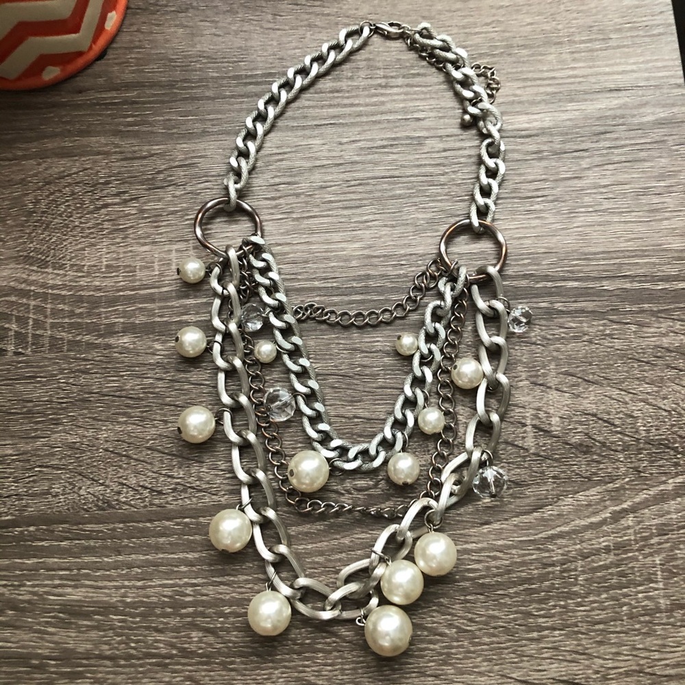 👗3 for $20👚: Silver & Pearl Layered Necklace